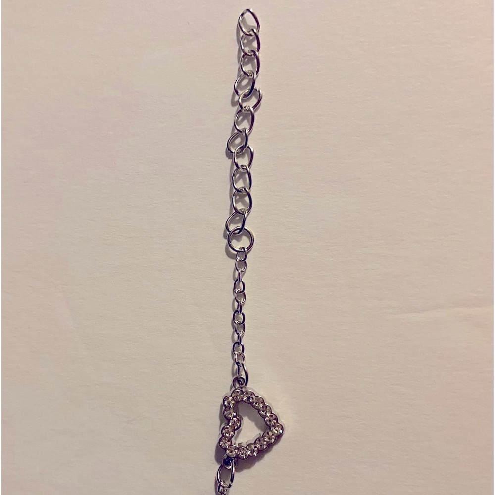 Bracelet, Rhinestones, Heart, bows, Silvertone, playful, Minnie Mouse​, NWOT - Picture 8 of 13